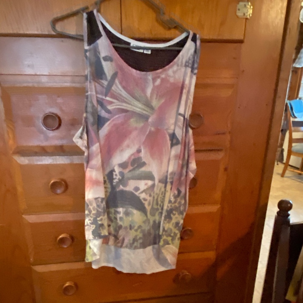 Cato Pretty Tank